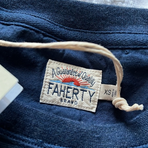 NWT Faherty Crewneck - Picture 3 of 10